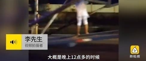 �����β�����ְ���Ů�� ����һĻ�����ˣ�