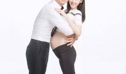 ��������ƣ���һ���̲��ߺ죬����Ϊ��ĸ��Baby������