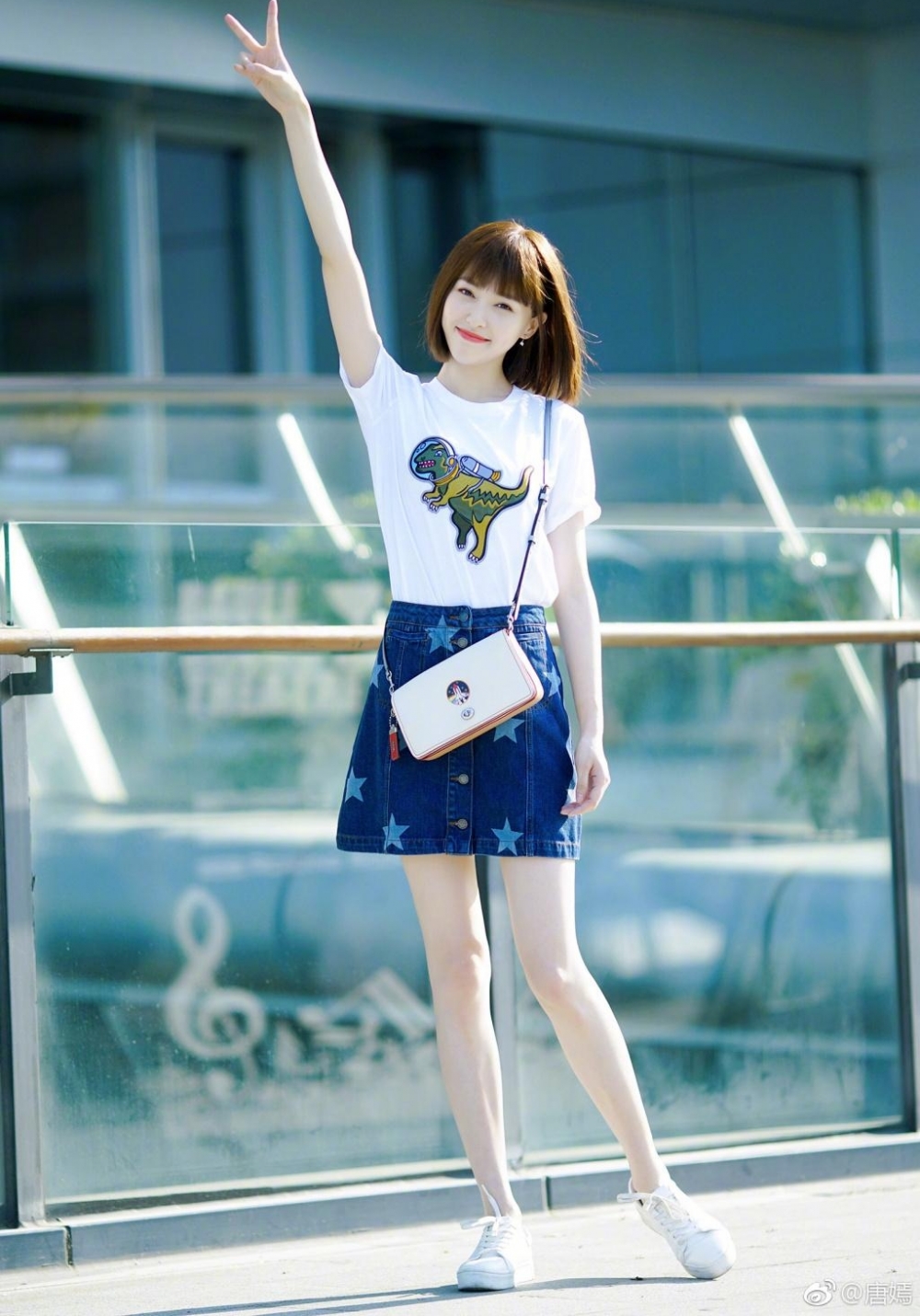 ���ʴ��ٶ̷�ɹ���� ײ���������Ȧ��