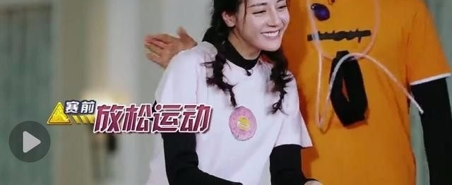 ���������ʮ�㣬�����ȰͿɰ�������ӱ����������λ��ϲ��˭��