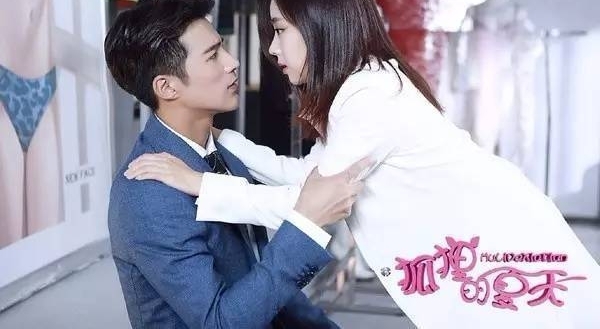 Խ����վ��ѡ��ÿ��Ĺ������Ӿ磬��һ����Ȼ����