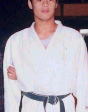 ̨��һ����ֵ���б�ײ�˲� ����ǲ�˻�Ҫ��Ǯ