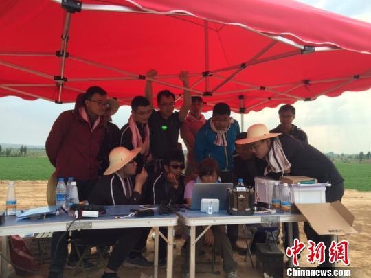 ������̫�������˻��о���ͻ�� ������16Сʱ����¼