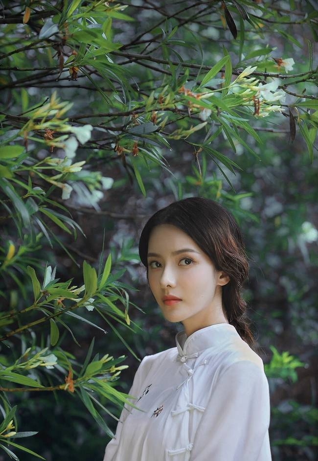 ����嵡�����Ϫ�����ͻ��е��ּ���Ů ����������