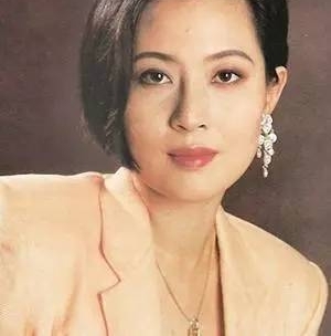 �򲡵������޶���Ů���ɷ������ӱ��۰���