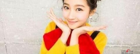 ���������ܶ�����־�� Ů��˭��holdס＂��߸ͷ＂