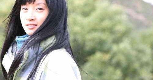 ������¶���ݣ�������ı���У��μӰ��˻ᣬ�Ƶ������ģ����Ů�˲���