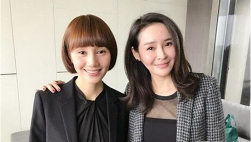 �ҵ�ǰ�����������Ǻ��˻��ǻ��� ������˭���ݵ�