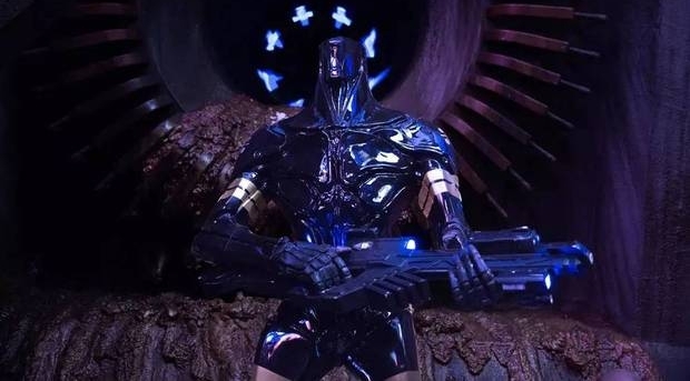 ���حǧ��֮�ǣ����ų�Ϊŷ�ޡ���ս����Ǳ����ƫƫ��һ��ǳ���ġ�ˬƬ��