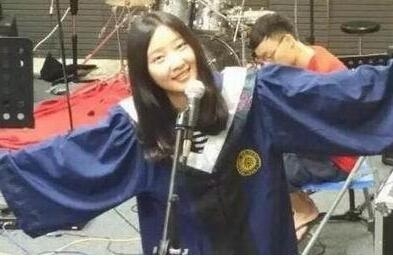 ��Өӱ������ �����˾������״���Ѷ�޹�