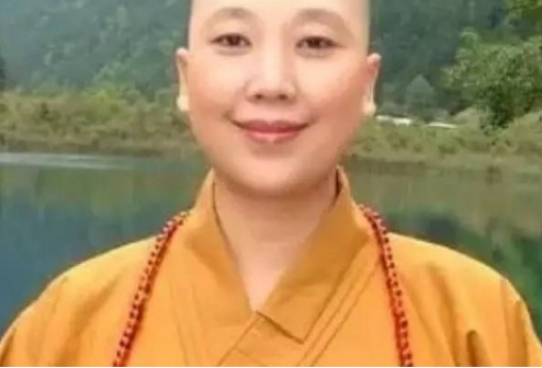 ����Ȧ����Ů���ǣ�������û�뵽Ϊ�˳�ի�ŷ������˳�������Ȧ