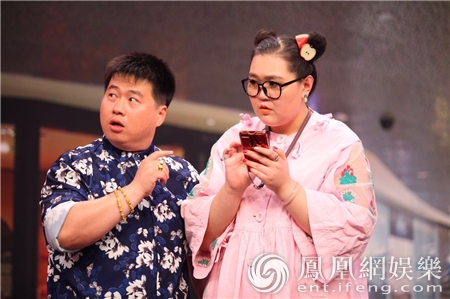 ＂����＂�����Գ�С��Ů �ֹ�����˼��������ϲ��·