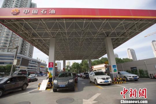 �й����ڳ�Ʒ�ͼ۸�������ڵ����θ�ǳ