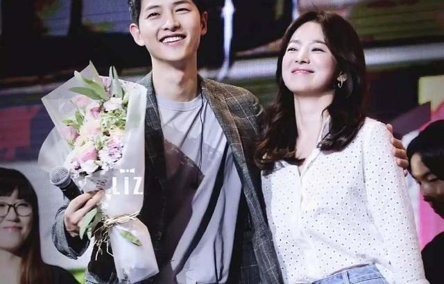 �Ӿ����ߵ���ʵ��CP���˳���ٳ������¡��ʫʫ