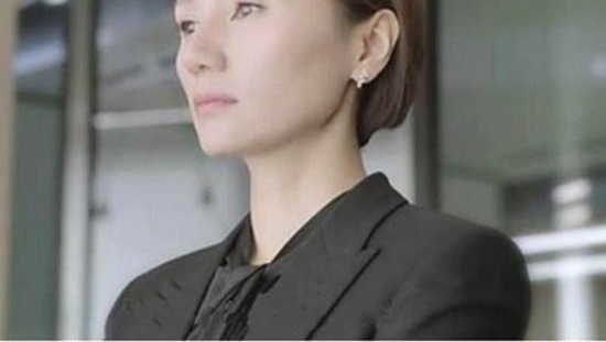 ���ҵ�ǰ����������鲻���£����µ���һ�겻��