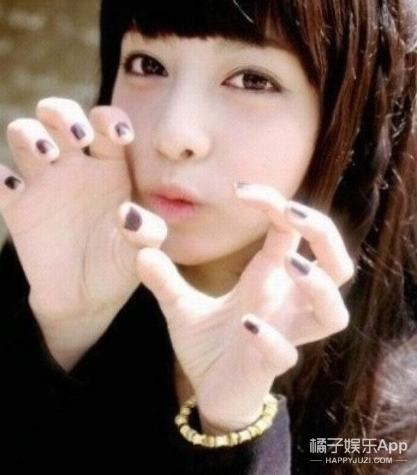 ������Ա������ľ��Ǻ����������죬���ù���QQͷ��һ������