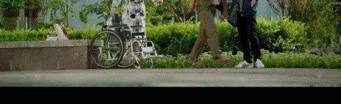 ���۱������ܱ��Ҳ����ۣ�������һ�����Ǹ�С��