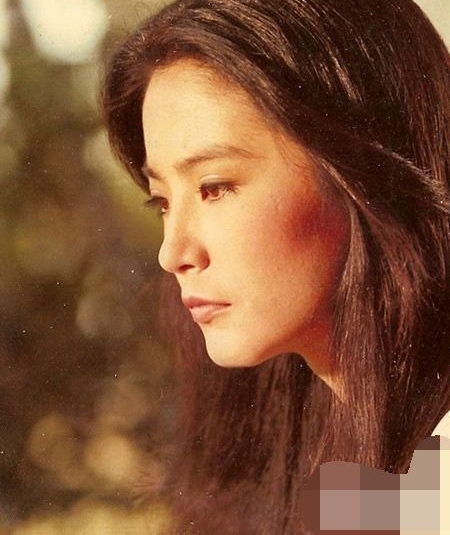 亦舒心中的美女不是马伊琍袁泉,而是这位让李嘉欣都自卑的女神