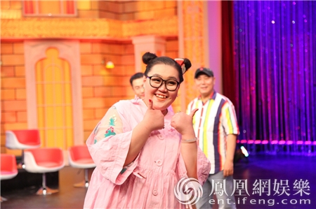 ＂����＂�����Գ�С��Ů �ֹ�����˼��������ϲ��·