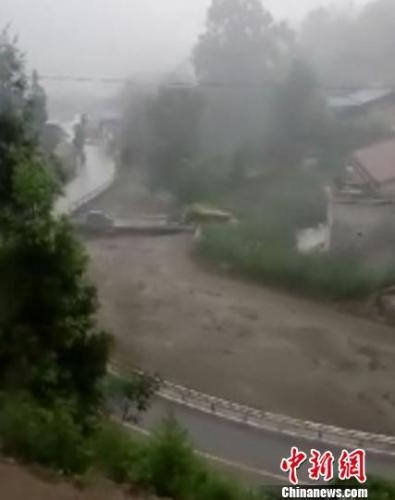 �Ĵ����˷�����ʯ�� ������Ա��������(ͼ)