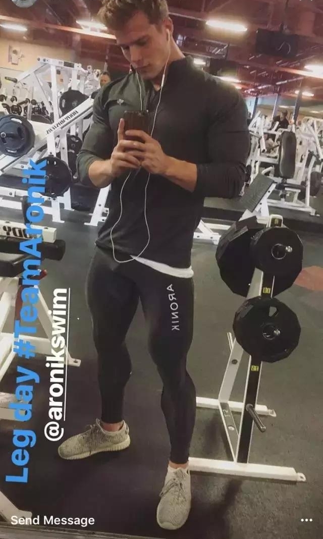 ���������������� Michael Dean