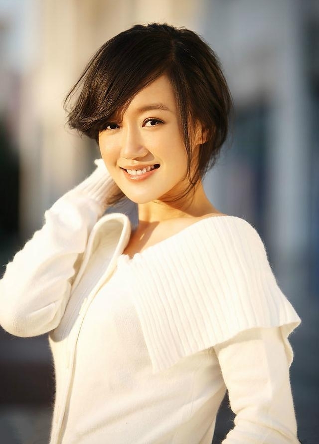 Ȧ��Ψһ���ֺ��˿ϣ�����ϵ����£�Ѧ������ֻ�Ǻ����ǰ��