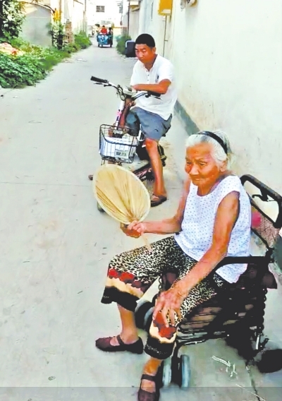 ̨������Ϊȥ��29��ĸ���Ѱ�� �ں����ҵ���������