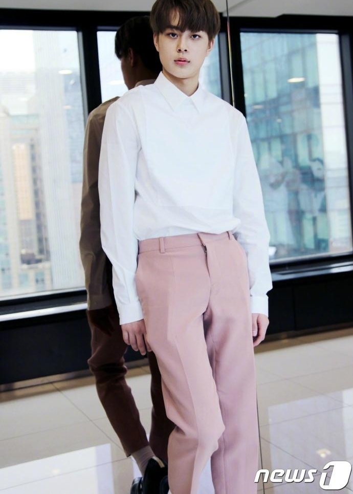 ��Naver�ۺϡ������＂���Խ������ŷ�