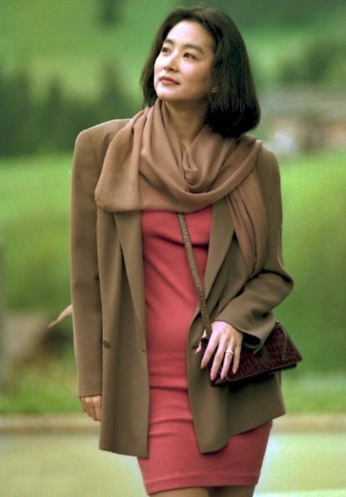 亦舒心中的美女不是马伊琍袁泉,而是这位让李嘉欣都自卑的女神