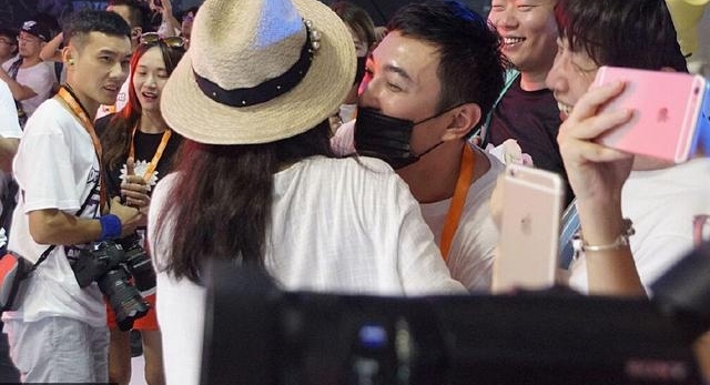 ñŮ˼ ؼʱߴŮ绻µͦ