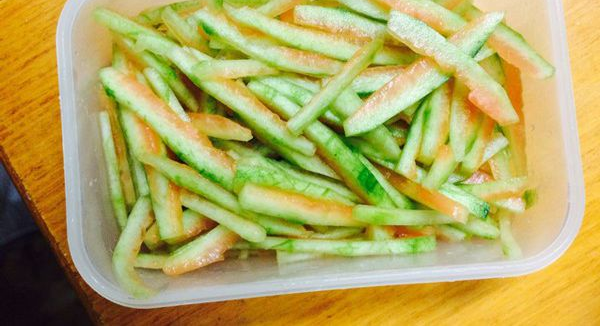 ���Ű�����Ƥ�п��ӹ����󣬹��������ܼң�10���Ӻ󹫹���ĺ����Σ�