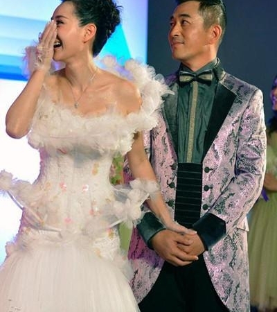 ��СŮ����ʶ3������飬Ϊ���ݾ�����գ�����������ӱ����