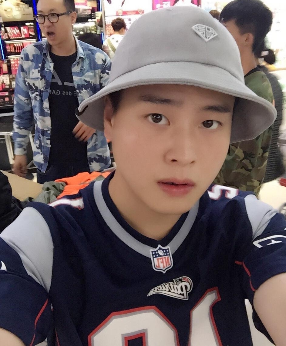 ���й�����������rapper����ײ�� �����ǵ�Ů�Ѷ�������