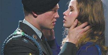 �������-�ֶ�֮����˫���� �ÿ����Ƭ�Ҷ��ڴ���