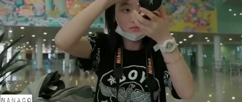 ��˵�����������������λ׷����Ů�Ǳ��μ���������Ա�ɣ�