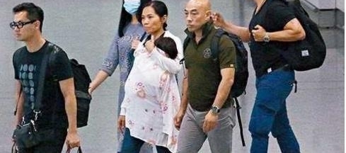 ����ֻΪ���ǡ����������ӱ��˺�ķ���˳�����������Ů��ū