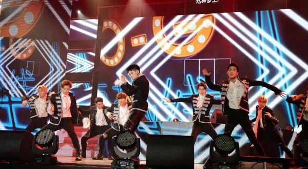 in-MusicѲ���ݳ������վ�������˳�