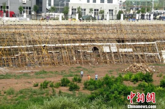 ������Ȫ��4000����Ԫ�޺ӵ��������ϸ� 8�˱�����