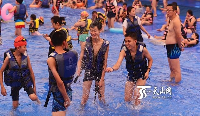 ��³ľ�룺������Ϯ ����ˮ�б���ֶ�