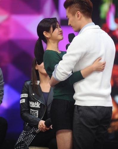 ����ϣVS�ν࣬ͬ�ǻ���ֳ���һ���������Ů��һ����������