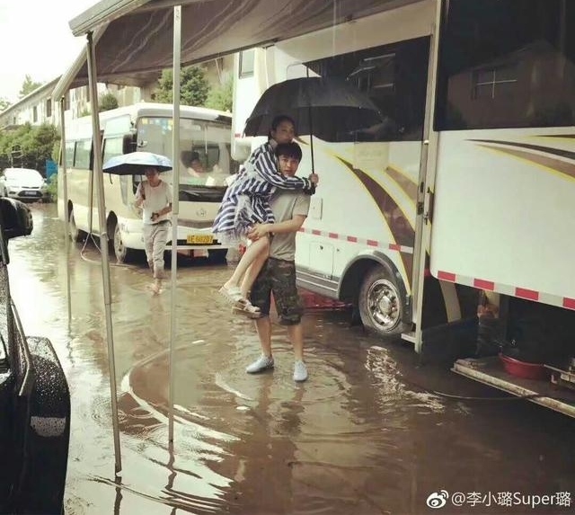 ��С贼����������꣬����������С责������