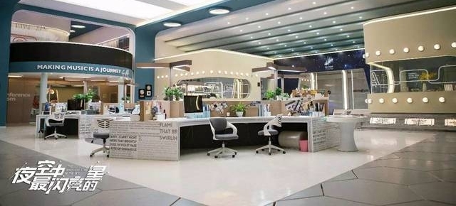 Ը���Ƕ���ƾ���룬��ҹ�������������ǿ���