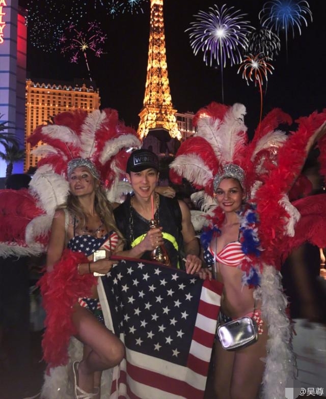 �������Ů��ħ���� ��Ӱ�Ȼ�����ŮЦ�úϲ�£��