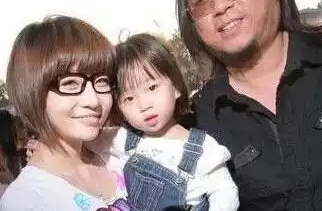 ��Щ���˷��е��Ϸ����ޣ������ɢ��ɢ�������˼��