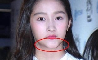 ����ͮ��ϯĳ����ڻ��ݣ������°�ȴ�������