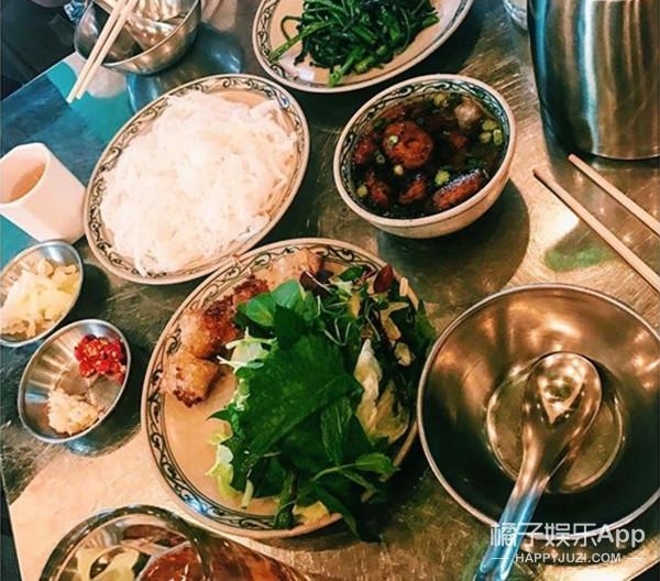 ������Ա������ľ��Ǻ����������죬���ù���QQͷ��һ������