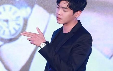 �����¶�˿����ݾ���Ц��̫������ԭ��������ϲ������ůϵ��Ů��