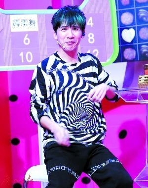 ��С�����������ȫ������ת�����տ���͸֧��ʲô��