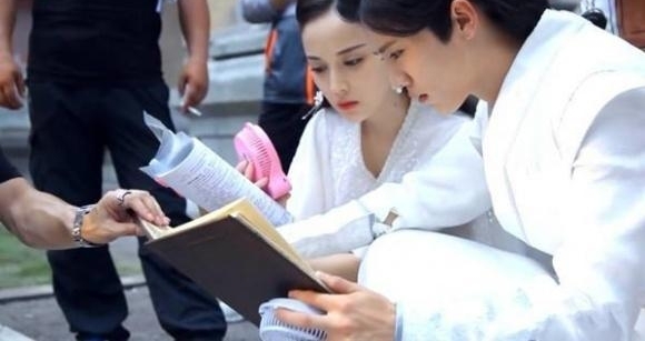 ǽУӱڿԱ⣬ӱڳﴵյ