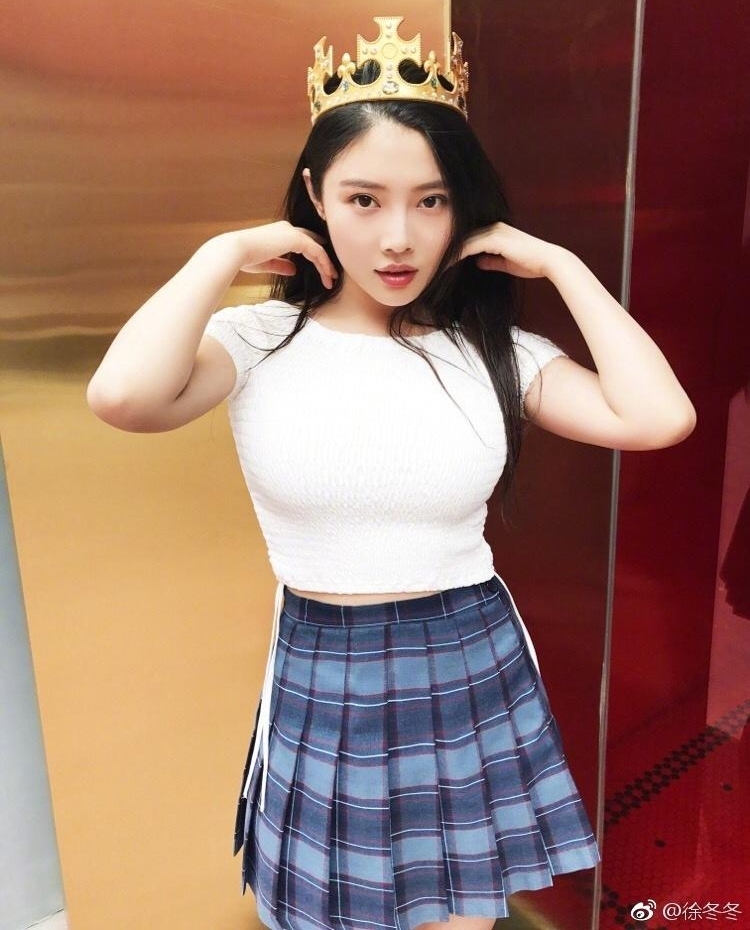 ��ɩ�춬��ͷ����ڱ�Ů�� ǰ͹�������ĺã�